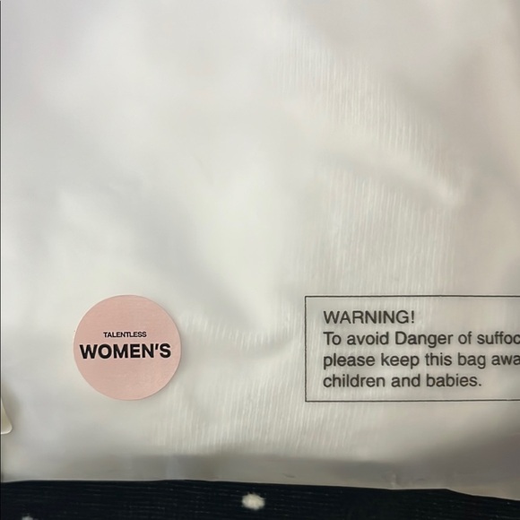 TALENTLESS WOMENS CINCH CROP CREW - Picture 13 of 13